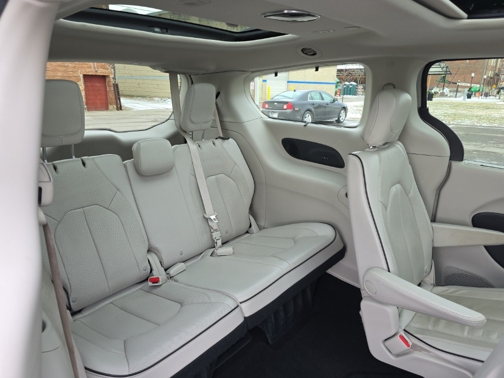 Chrysler Pacifica  2021