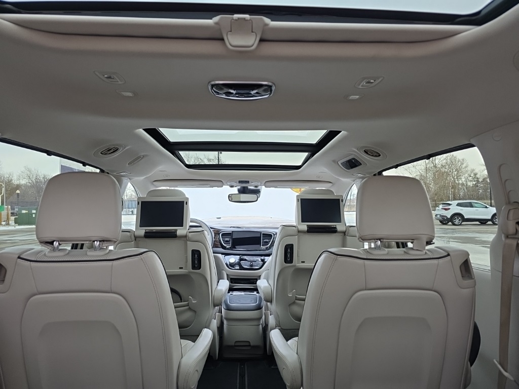 Chrysler Pacifica  2021