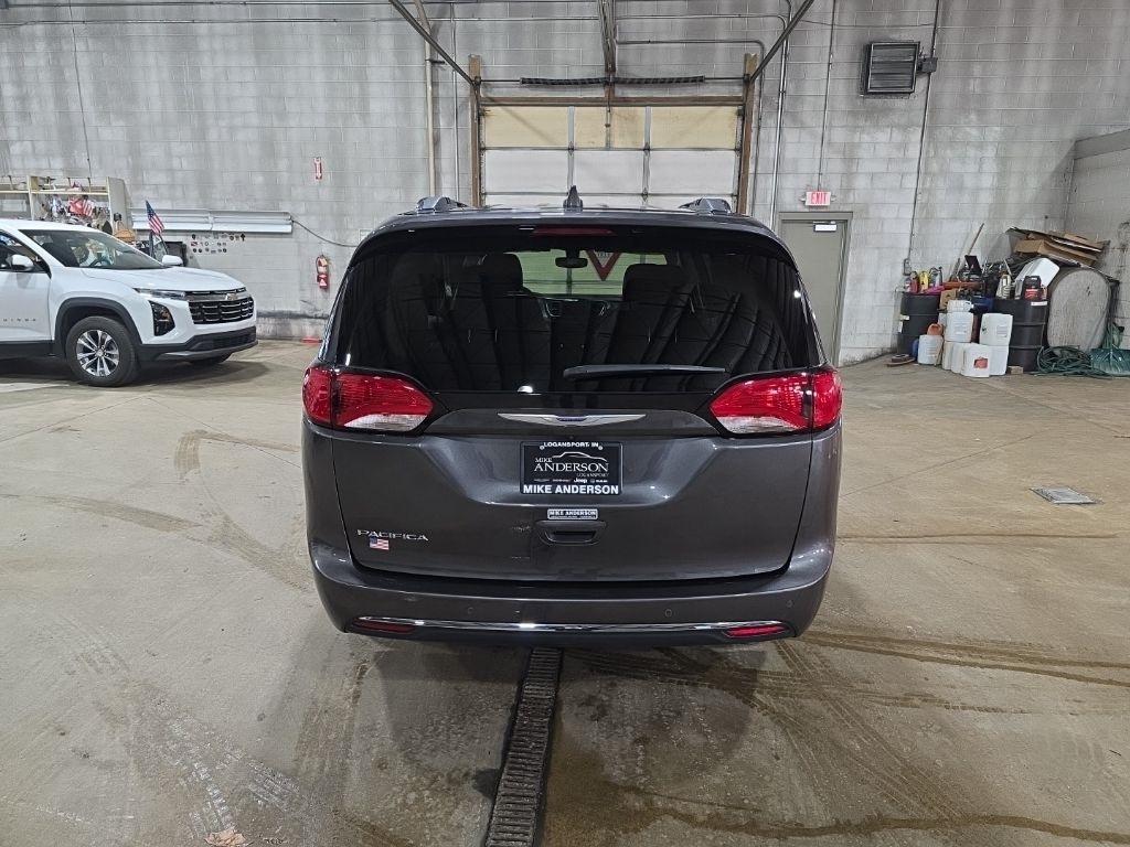 Chrysler Pacifica  2020