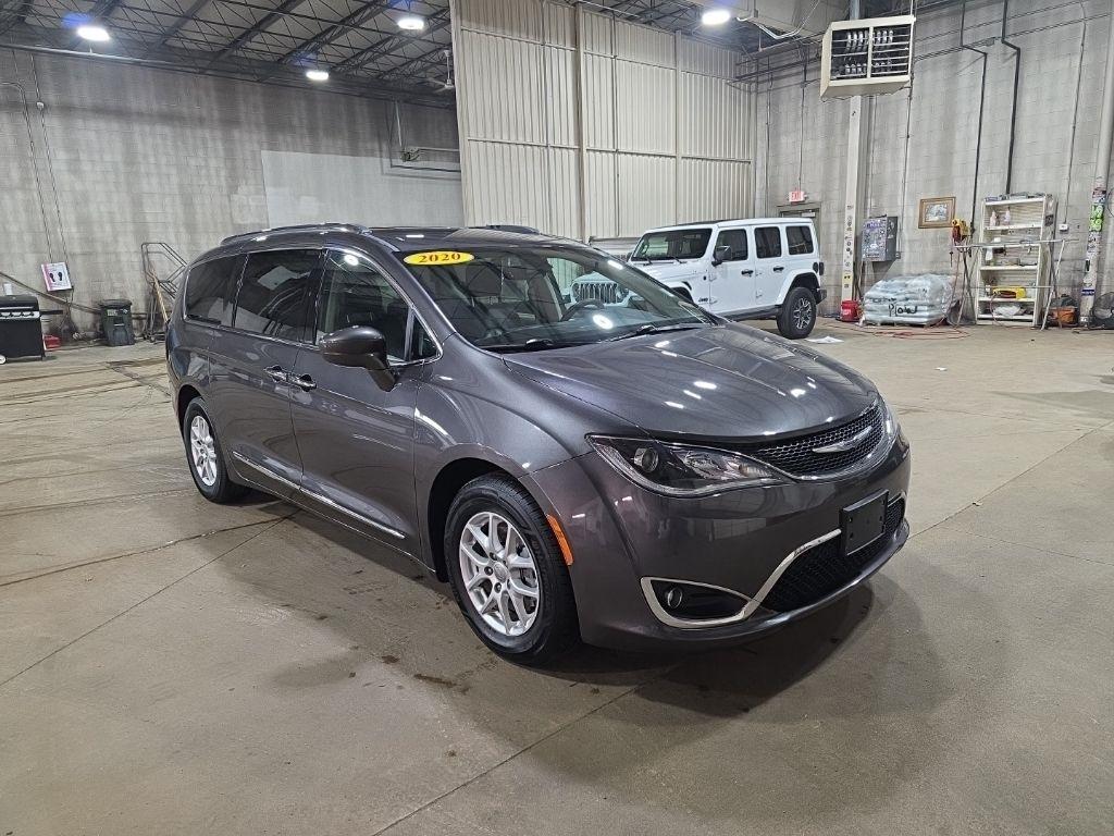 Chrysler Pacifica  2020