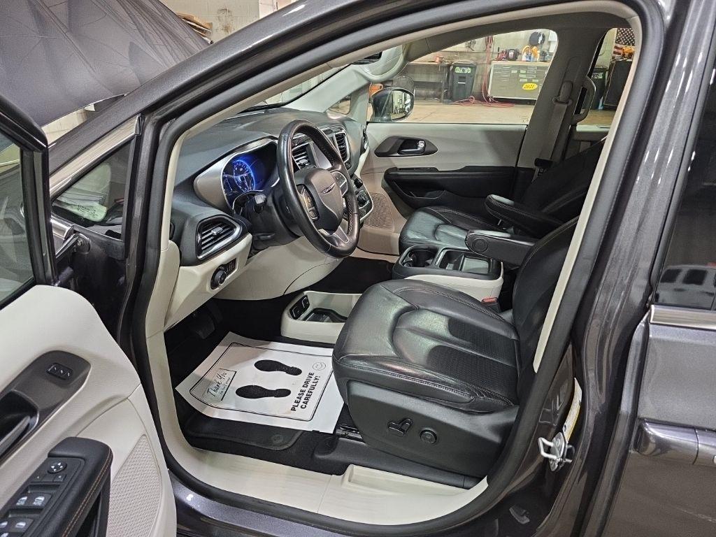 Chrysler Pacifica  2020