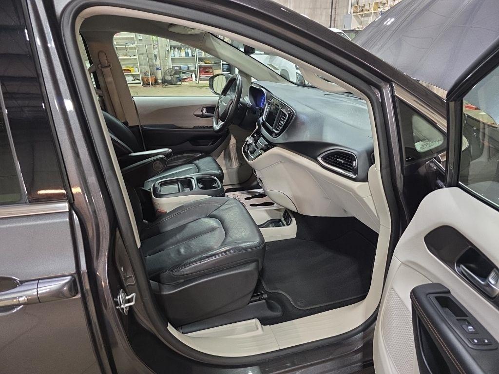 Chrysler Pacifica  2020