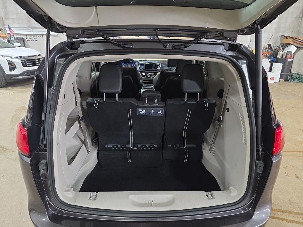 Chrysler Pacifica  2020