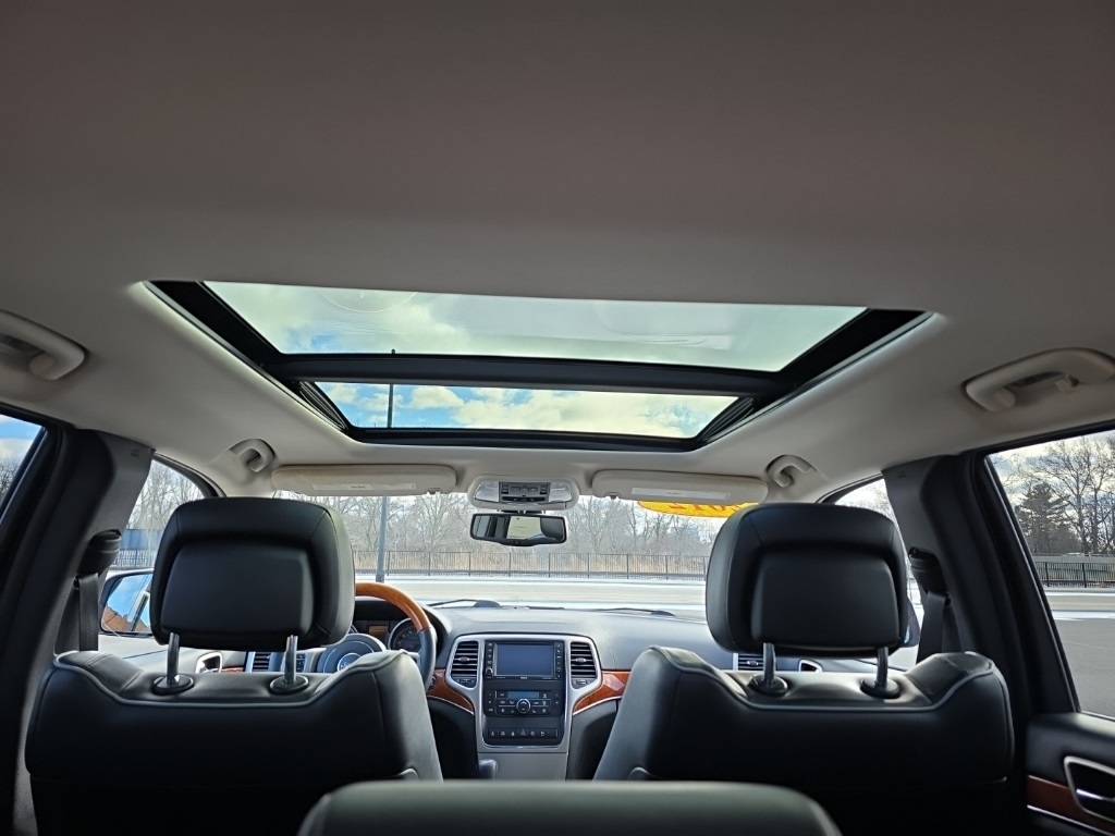 Jeep Grand Cherokee  2012