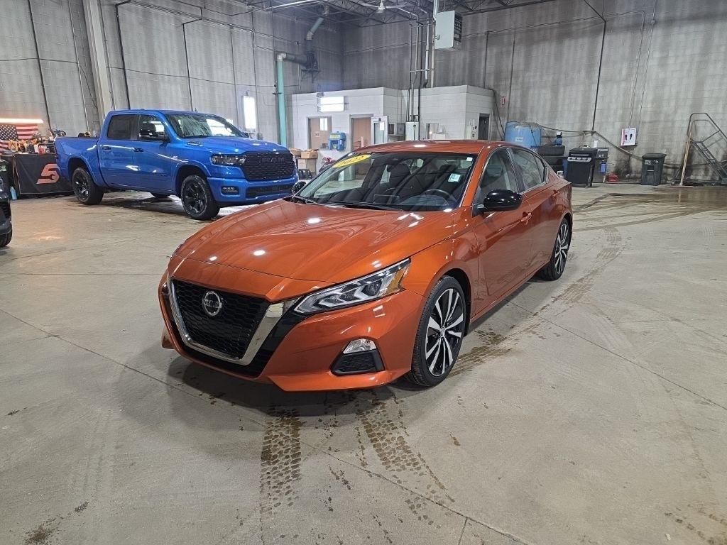 Nissan Altima  2022