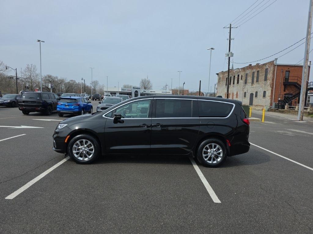 Chrysler Pacifica  2023