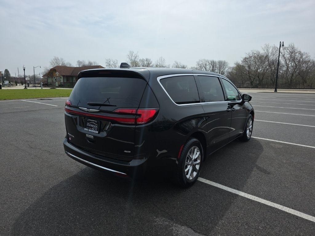 Chrysler Pacifica  2023