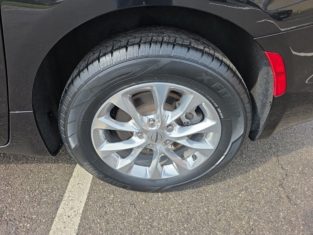 Chrysler Pacifica  2023