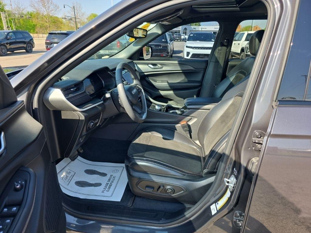 Jeep Grand Cherokee  2023