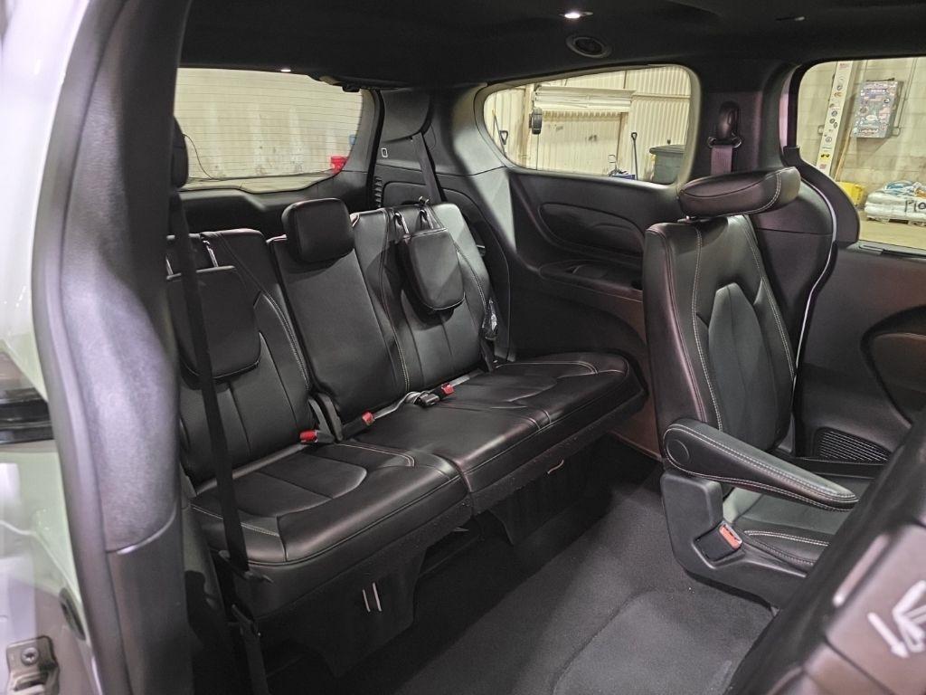 Chrysler Pacifica  2024