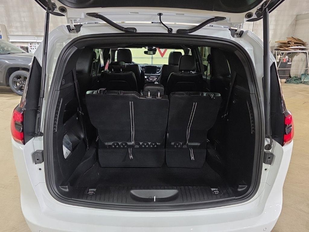 Chrysler Pacifica  2024