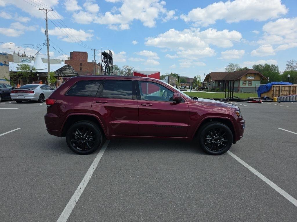 Jeep Grand Cherokee WK  2022