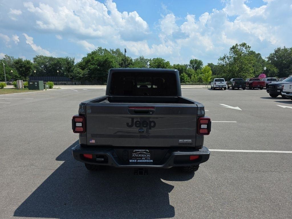 Jeep Gladiator  2021
