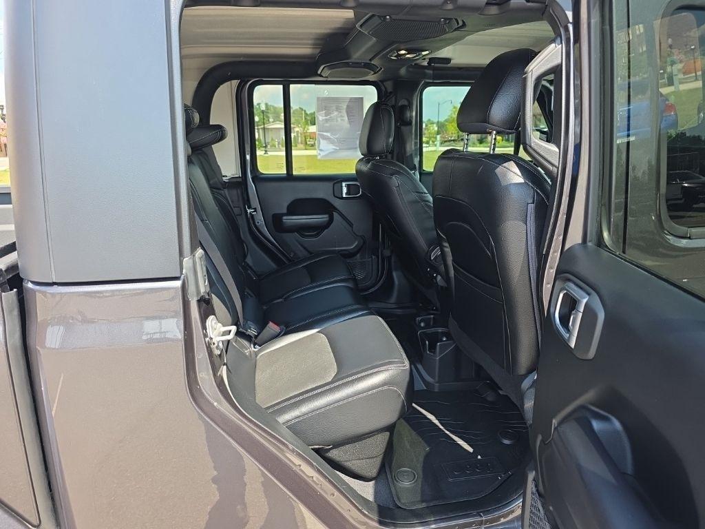 Jeep Gladiator  2021
