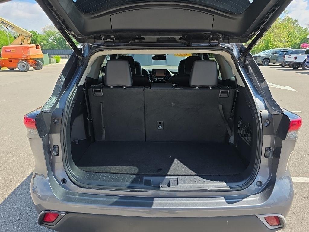 Toyota Highlander  2021