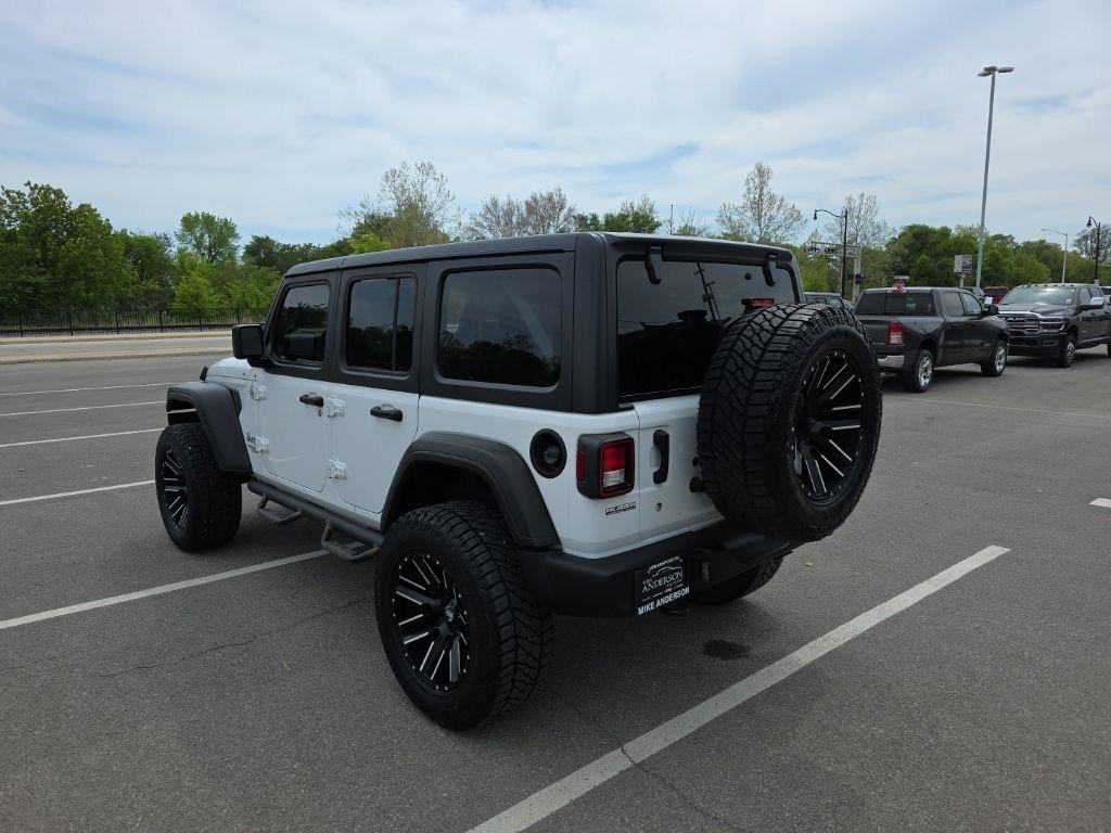 Jeep Wrangler  2021