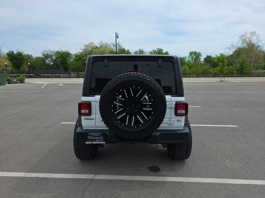 Jeep Wrangler  2021