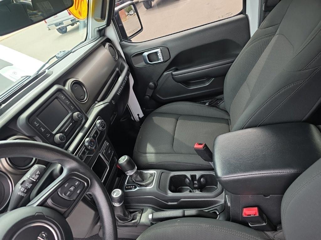 Jeep Wrangler  2021