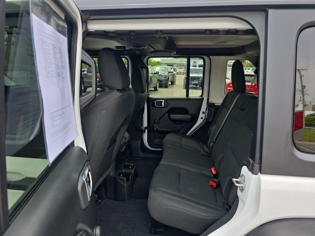 Jeep Wrangler  2021