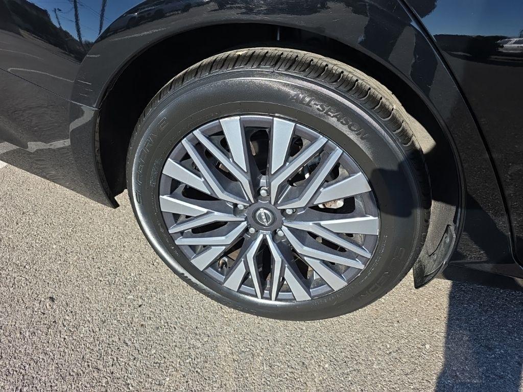 Nissan Altima  2024