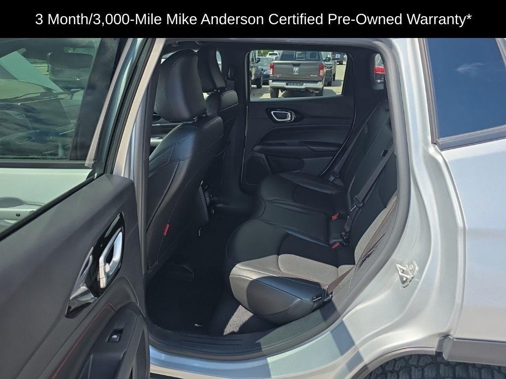 2025 Jeep Compass Trailhawk - Photo 17