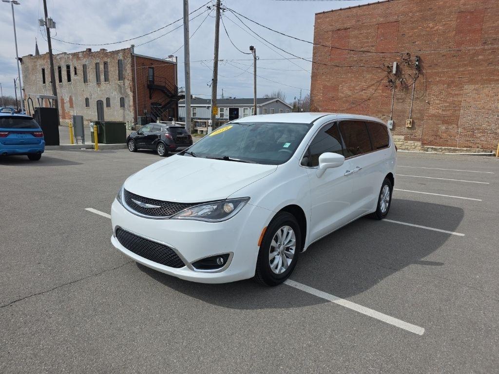 Chrysler Pacifica  2018