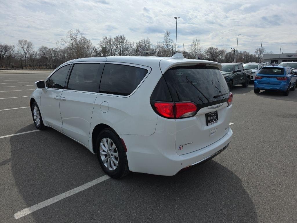 Chrysler Pacifica  2018