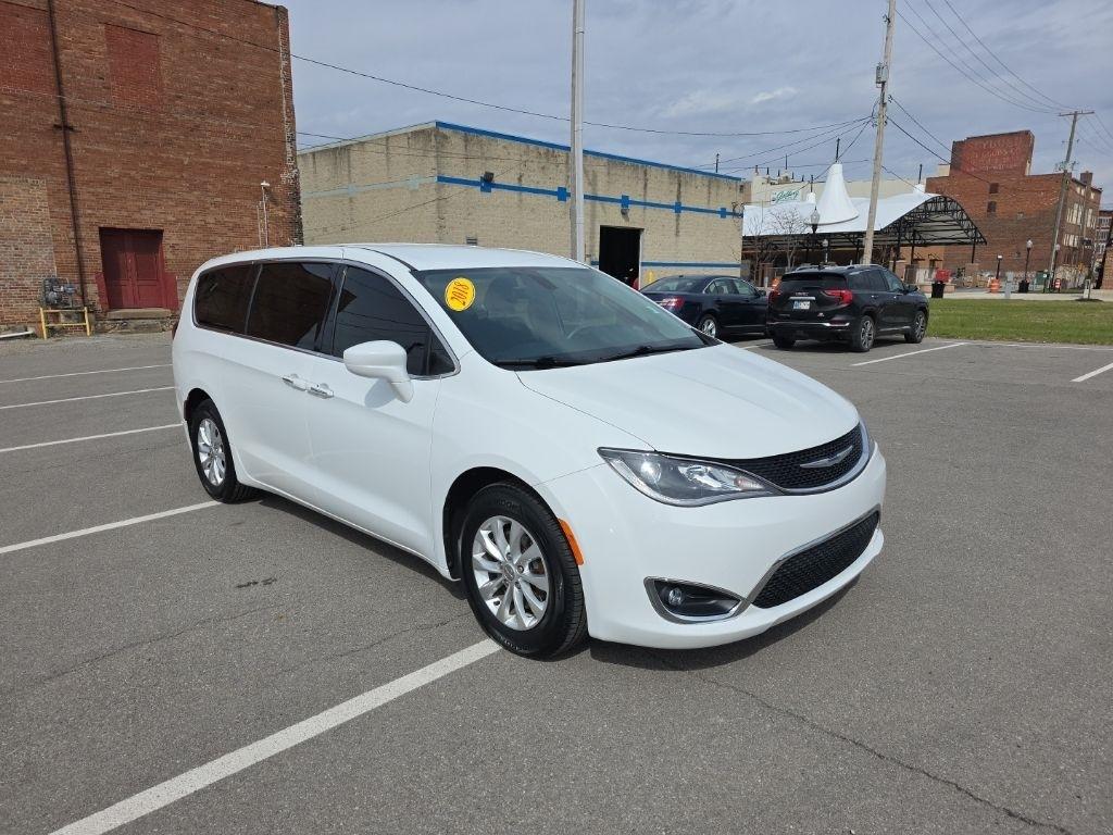 Chrysler Pacifica  2018
