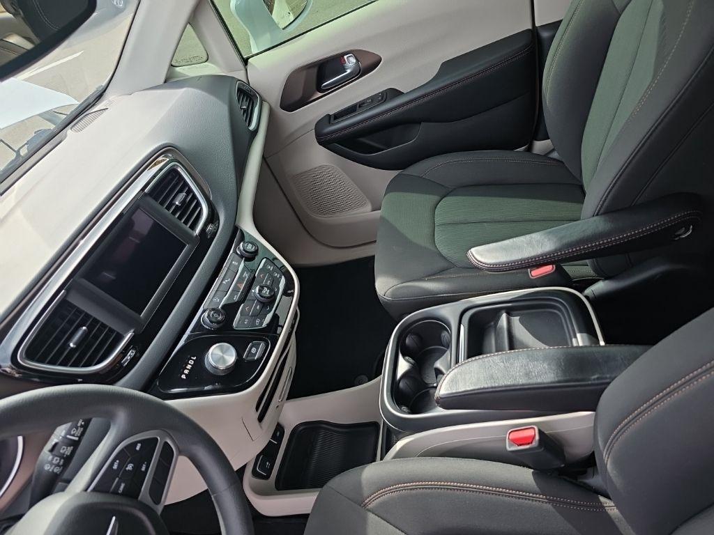 Chrysler Pacifica  2018