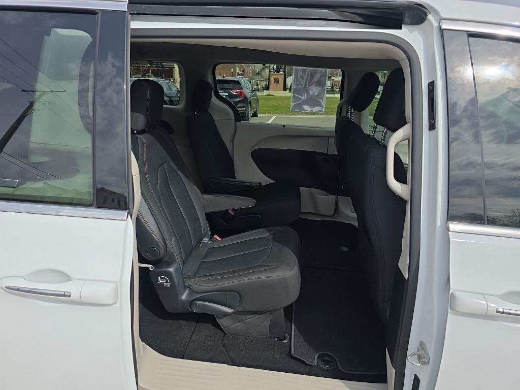 Chrysler Pacifica  2018