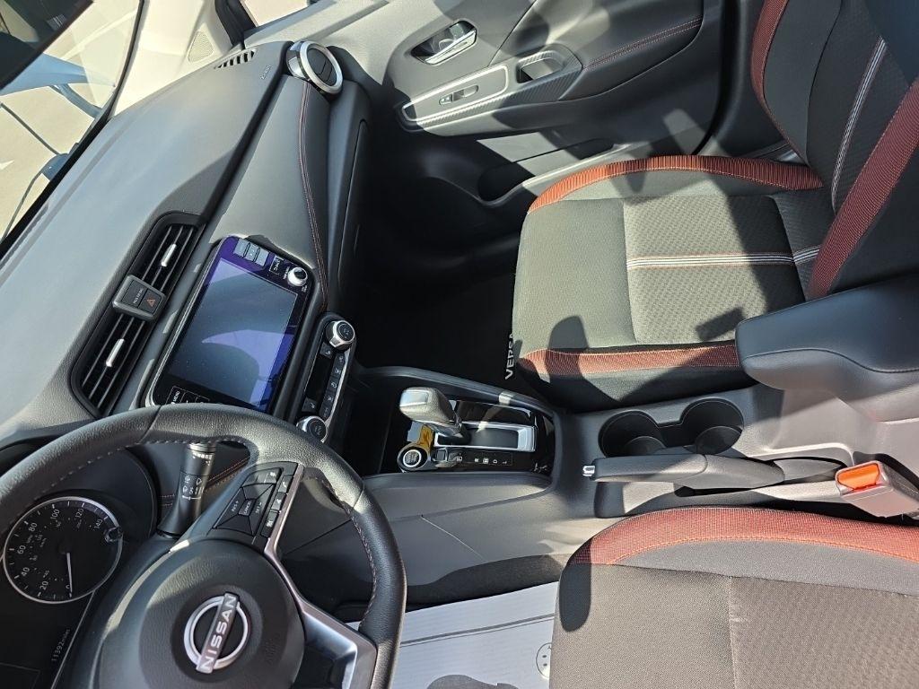 Nissan Versa  2024