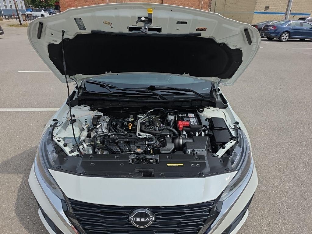 Nissan Altima  2023