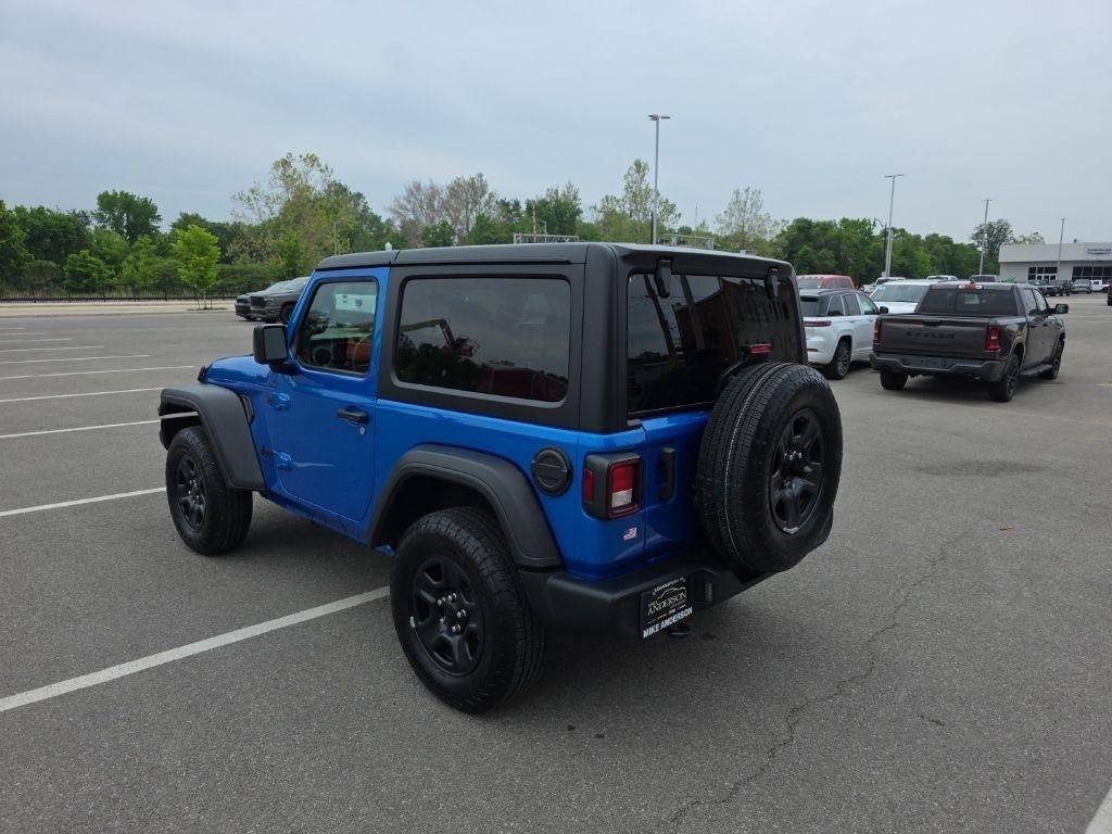 Jeep Wrangler  2025