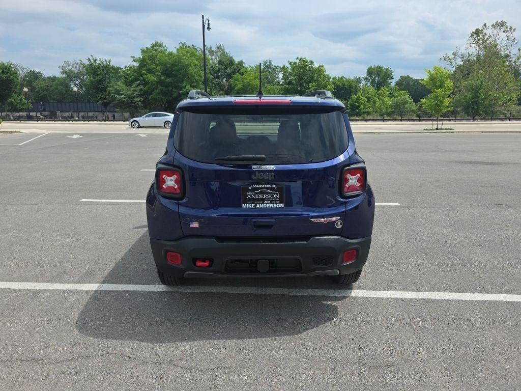 Jeep Renegade  2021