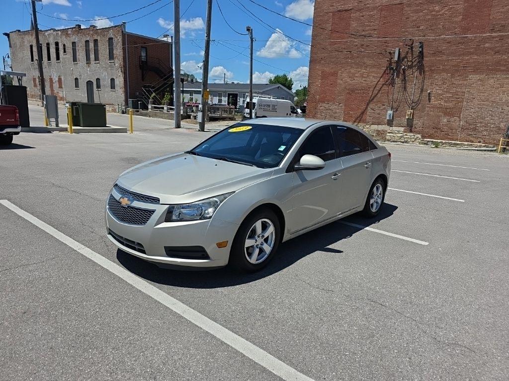 Chevrolet Cruze  2013
