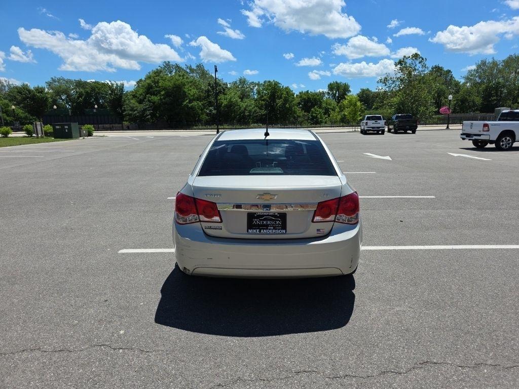Chevrolet Cruze  2013