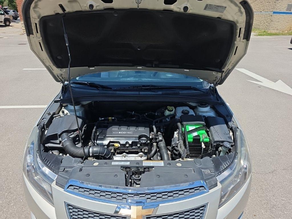 Chevrolet Cruze  2013