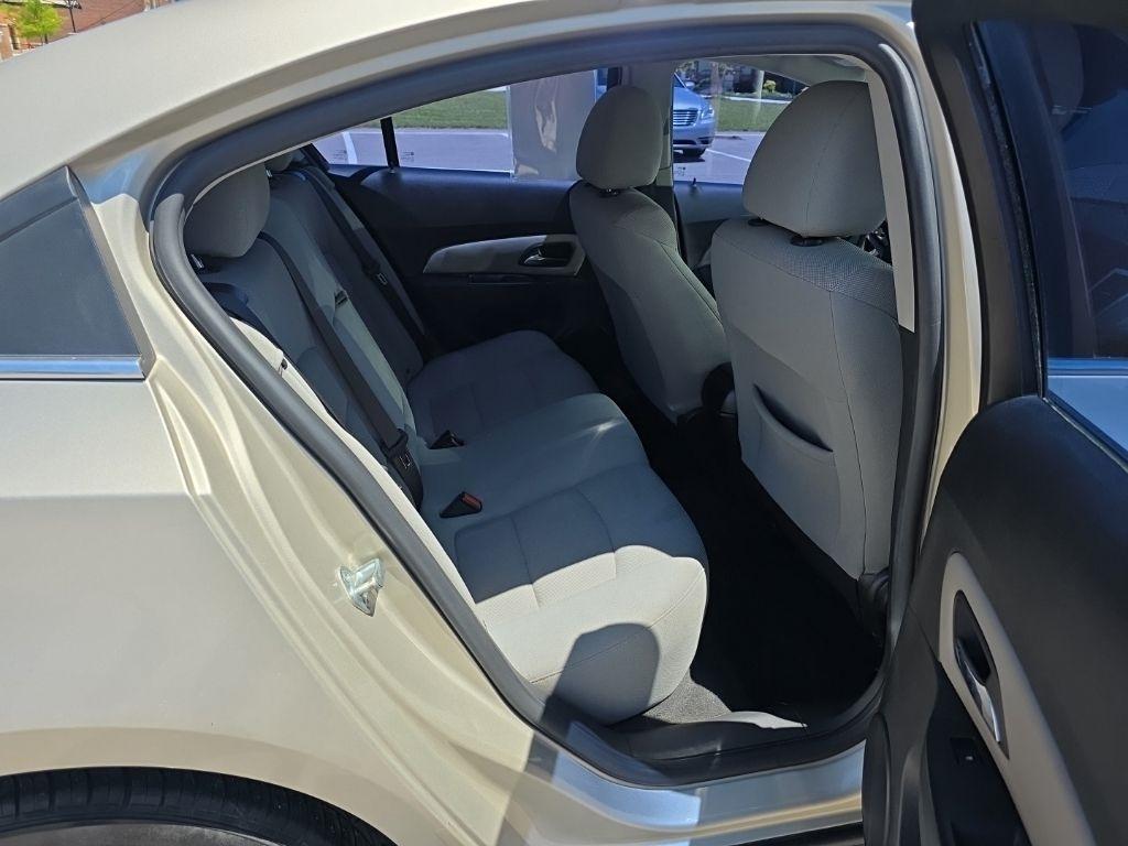 Chevrolet Cruze  2013