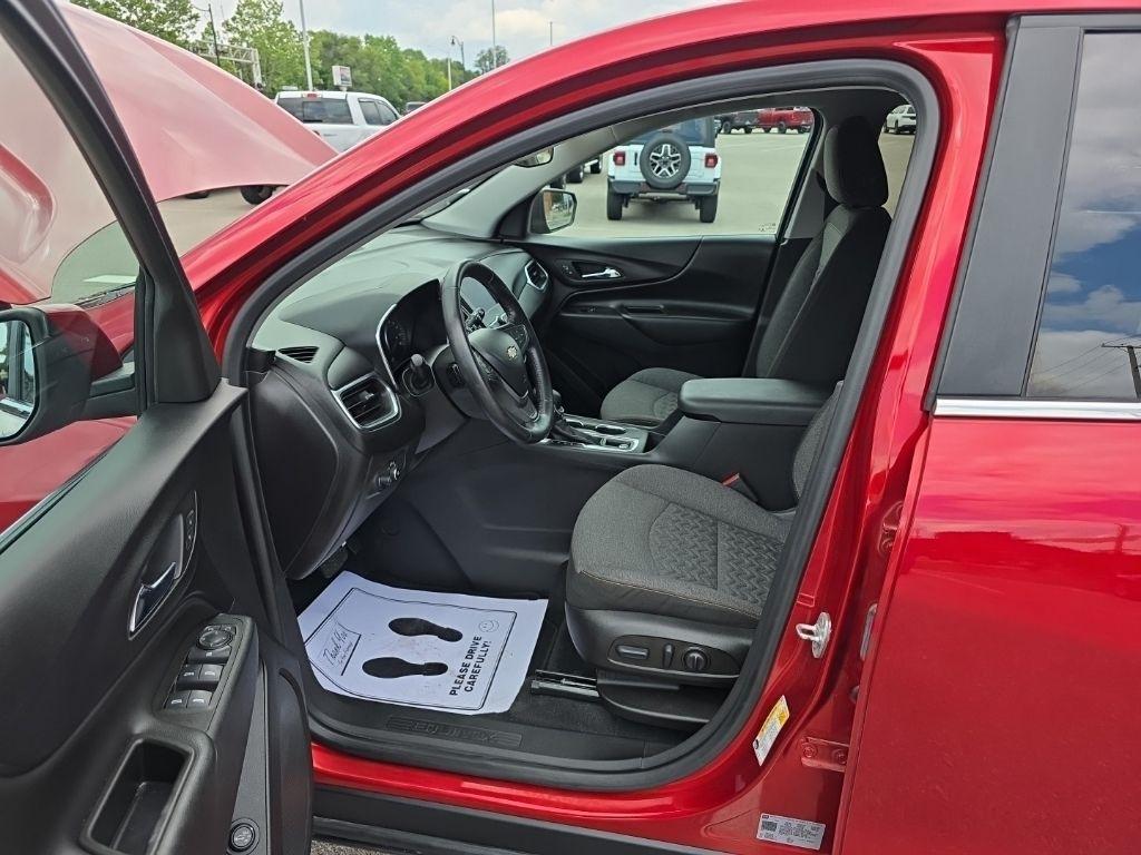 2022 Chevrolet Equinox LT - Photo 15