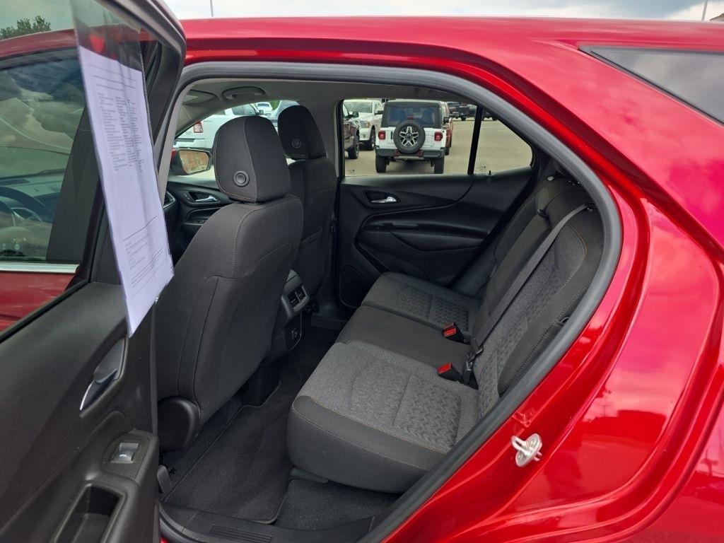 2022 Chevrolet Equinox LT - Photo 17