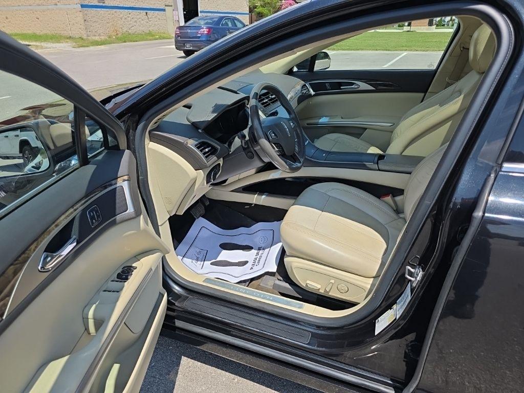 Lincoln MKZ  2014