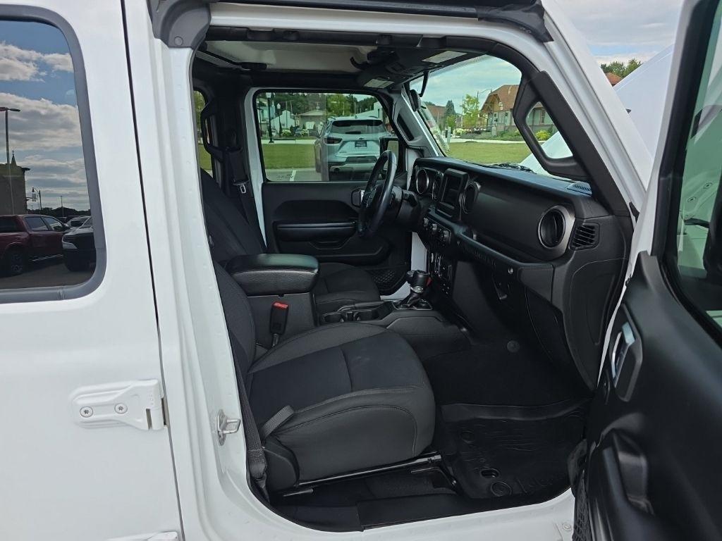 Jeep Wrangler  2018