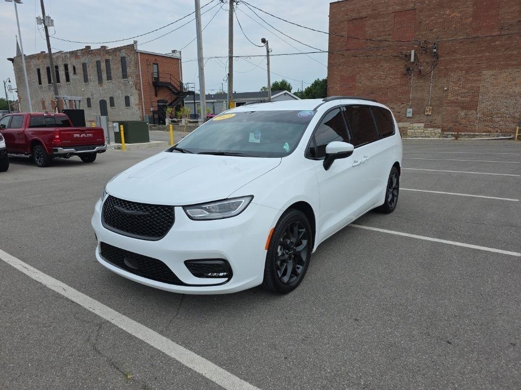 Chrysler Pacifica  2023