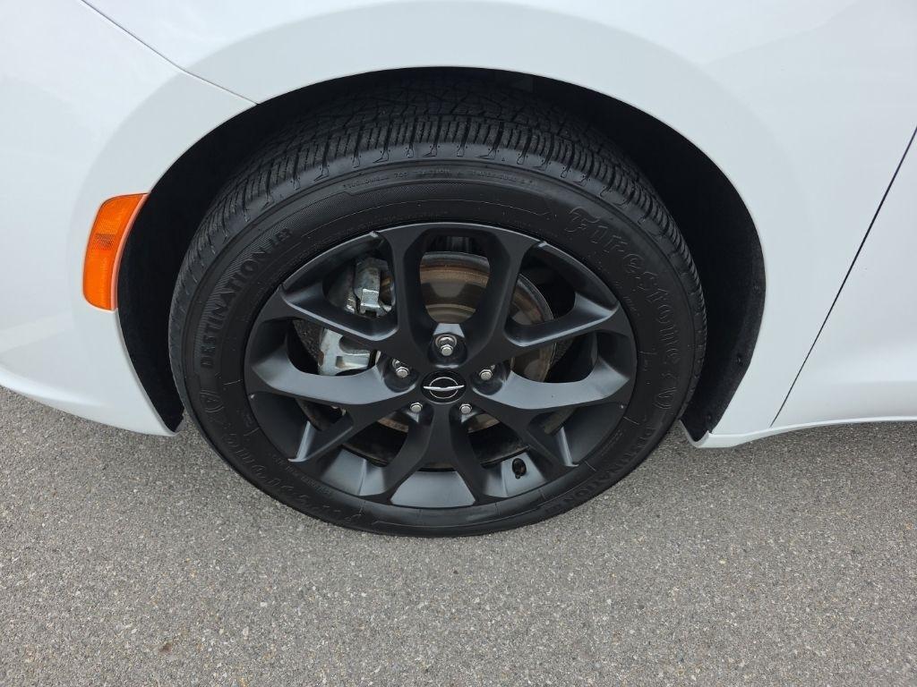Chrysler Pacifica  2023