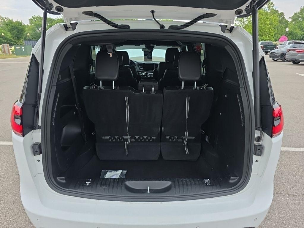 Chrysler Pacifica  2023