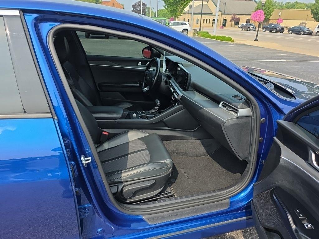 Kia K5  2022