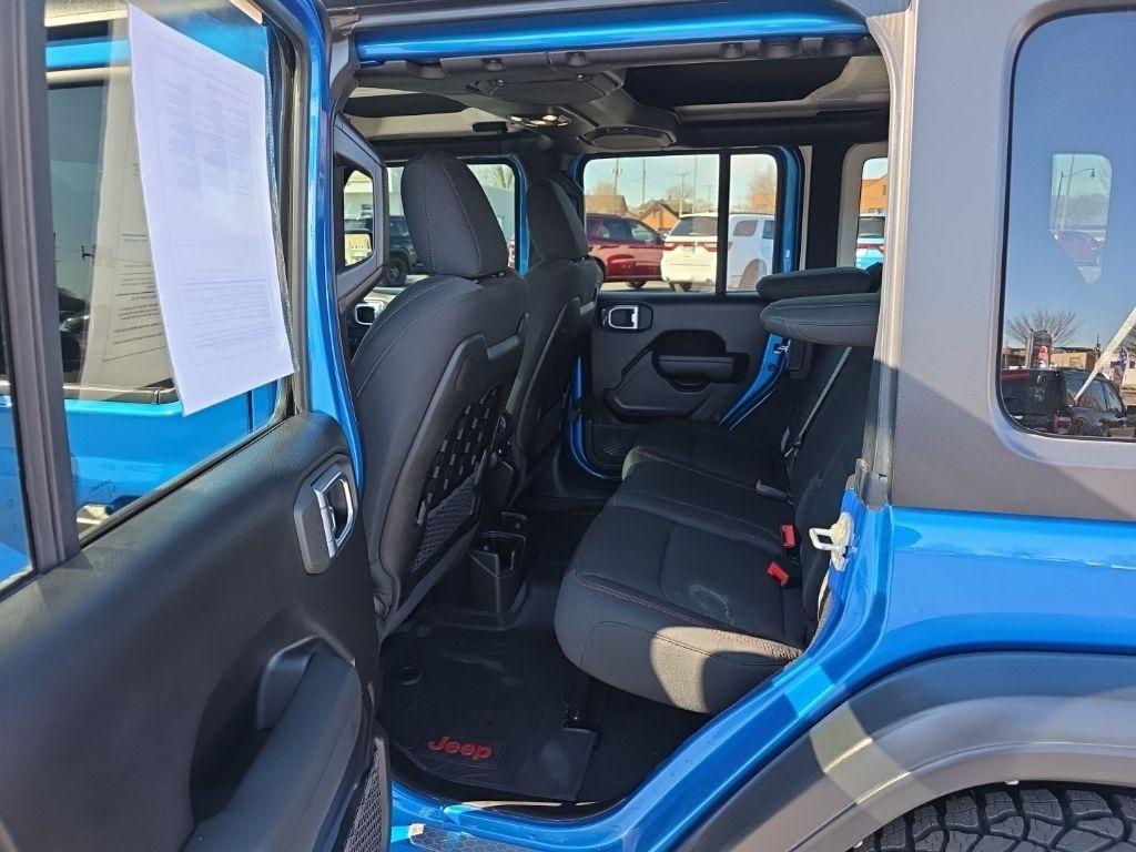 Jeep Wrangler  2021