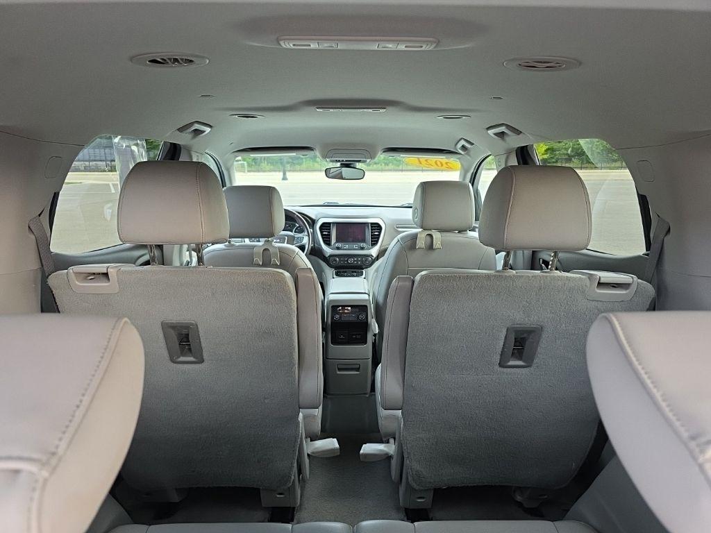 GMC Acadia  2021
