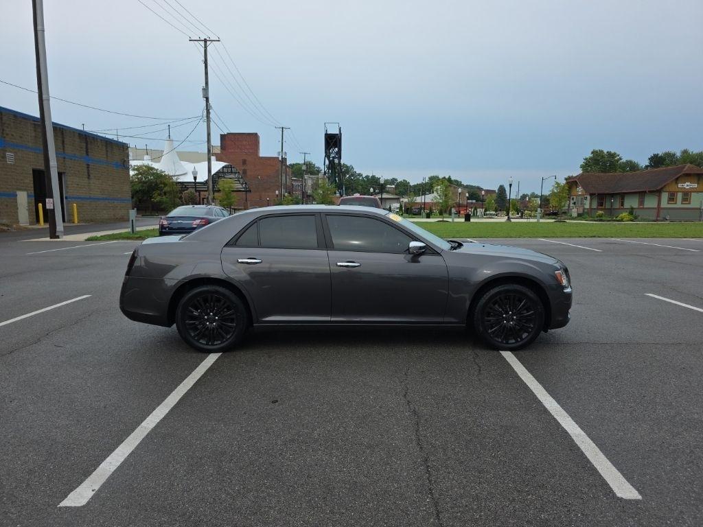 Chrysler 300  2014