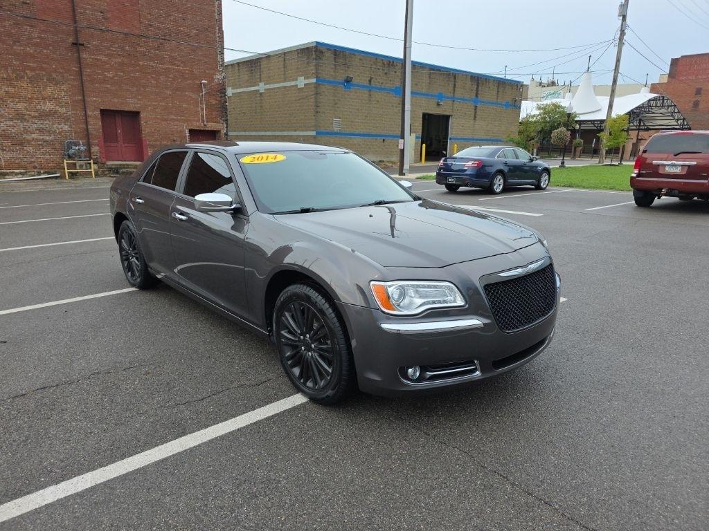 Chrysler 300  2014